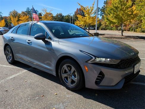 Used 2023 Kia K5 LXS image 2