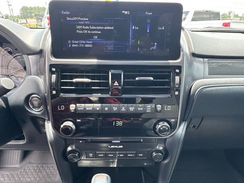 Used 2023 Lexus GX 460 w/ Black Line Special Edition AWD/4WD image 29