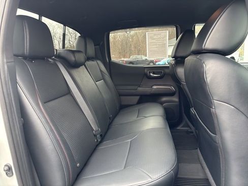 Used 2018 Toyota Tacoma TRD Pro image 17