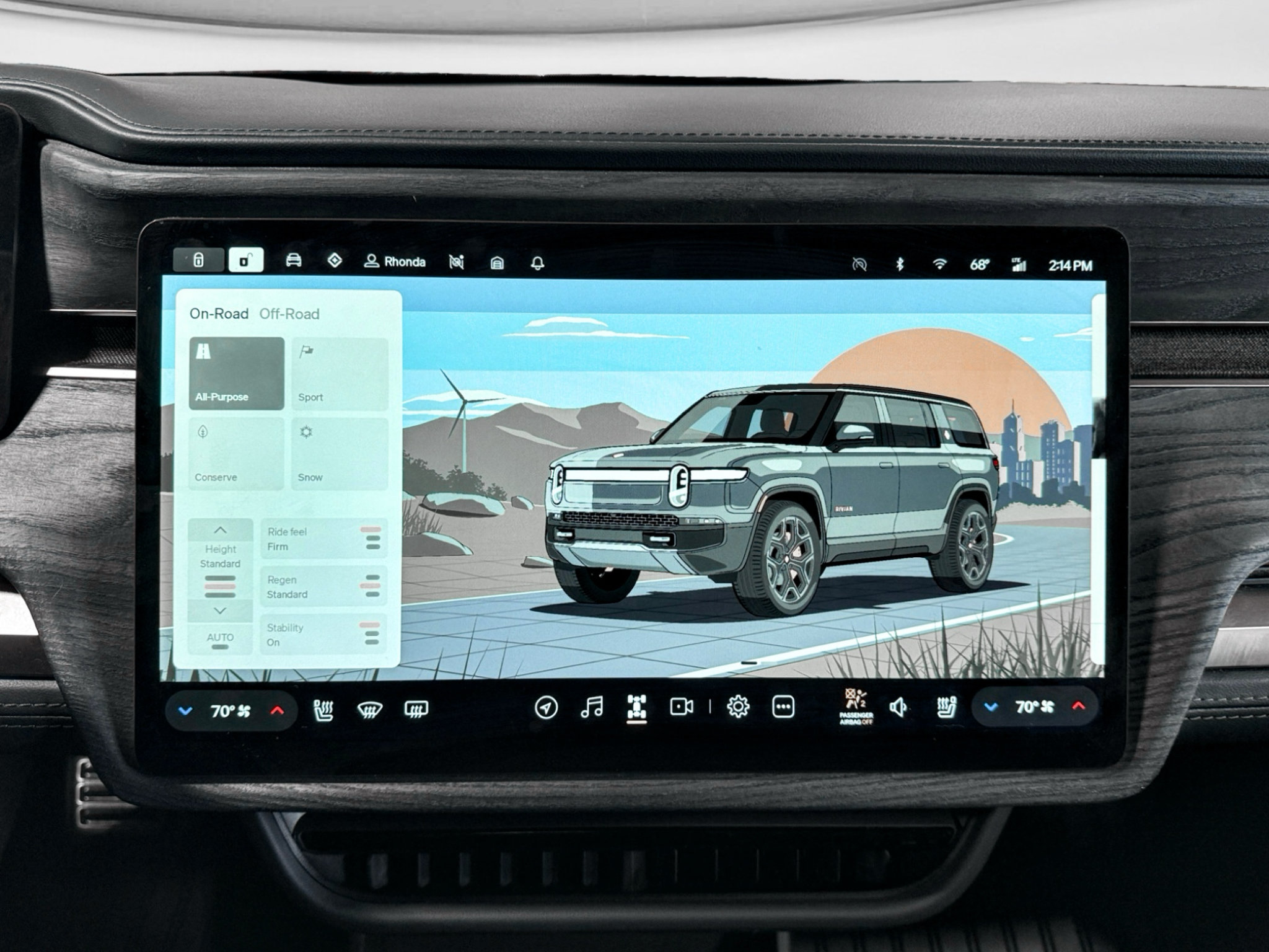 Used 2022 Rivian R1S Launch Edition Quad AWD/4WD image 12