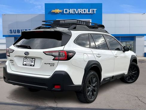 Used 2025 Subaru Outback Onyx Edition XT image 2