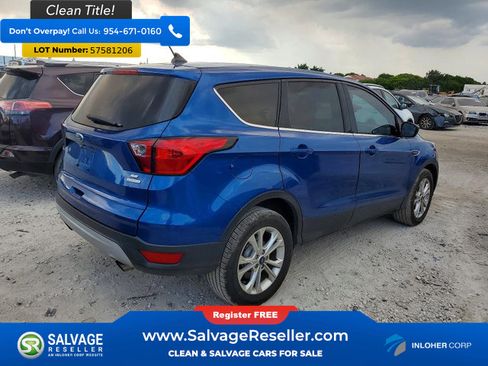 Used 2019 Ford Escape SE FWD image 4