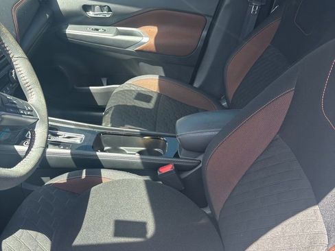Certified 2023 Nissan Kicks SR image 4