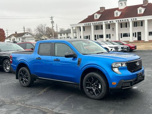 New 2025 Ford Maverick XLT w/ XLT Luxury Package image 3