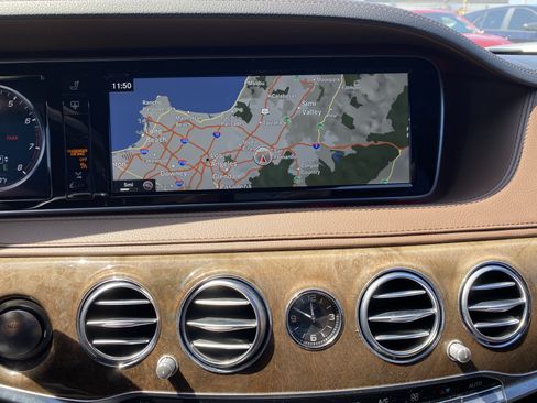 Used 2016 Mercedes-Benz S 550 Sedan image 26