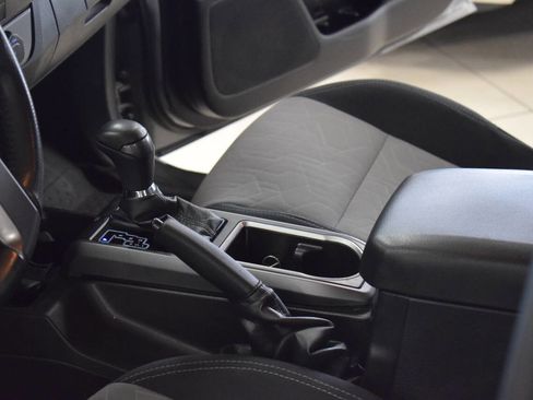 Used 2021 Toyota Tacoma TRD Sport w/ Technology Package image 46