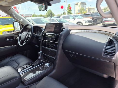 Certified 2023 Nissan Armada Platinum w/ Captain's Chairs Package AWD/4WD image 29