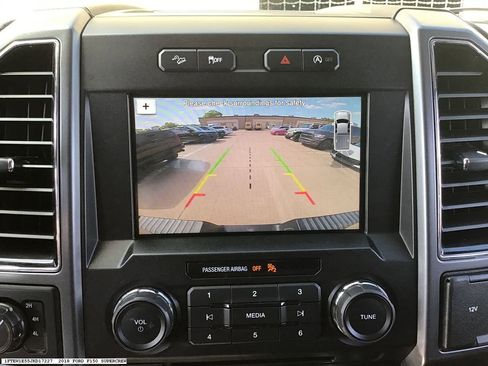 Used 2018 Ford F150 XLT w/ Equipment Group 302A Luxury image 8