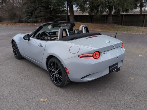 New 2025 MAZDA MX-5 Miata Grand Touring image 9