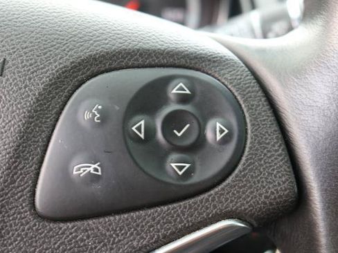 Used 2015 Chevrolet Impala LT FWD image 10