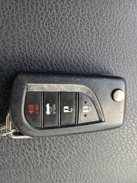 Used 2024 Toyota Camry SE FWD image 25