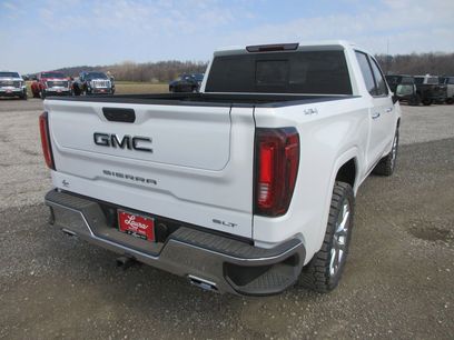 New 2026 GMC Sierra 1500 SLT w/ SLT Convenience Package