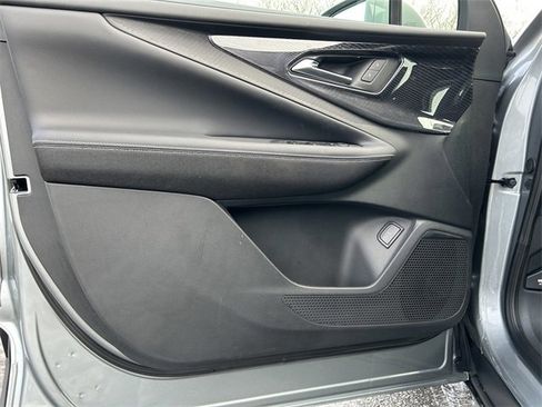 New 2026 Chevrolet Blazer EV LT image 19