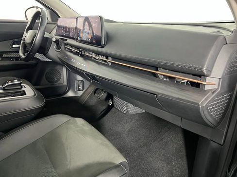 Used 2023 Nissan Ariya ENGAGE image 32