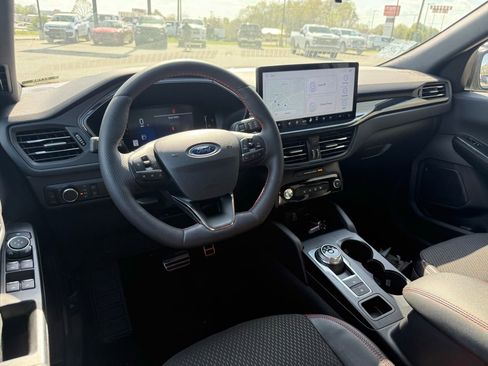 Used 2024 Ford Escape ST-Line w/ Tech Pack #1 image 5