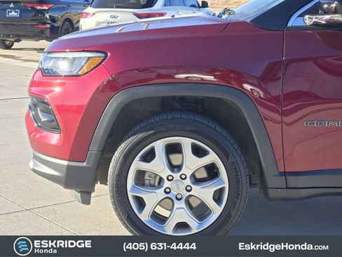 Used 2022 Jeep Compass Limited image 8