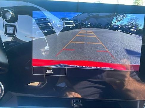 Used 2021 Chevrolet Corvette Stingray Coupe w/ Z51 Performance Package image 16