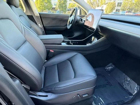 Used 2023 Tesla Model Y Performance AWD/4WD image 14