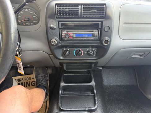 Used 2008 Ford Ranger XL image 11