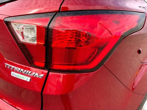 Used 2019 Ford Escape Titanium image 29