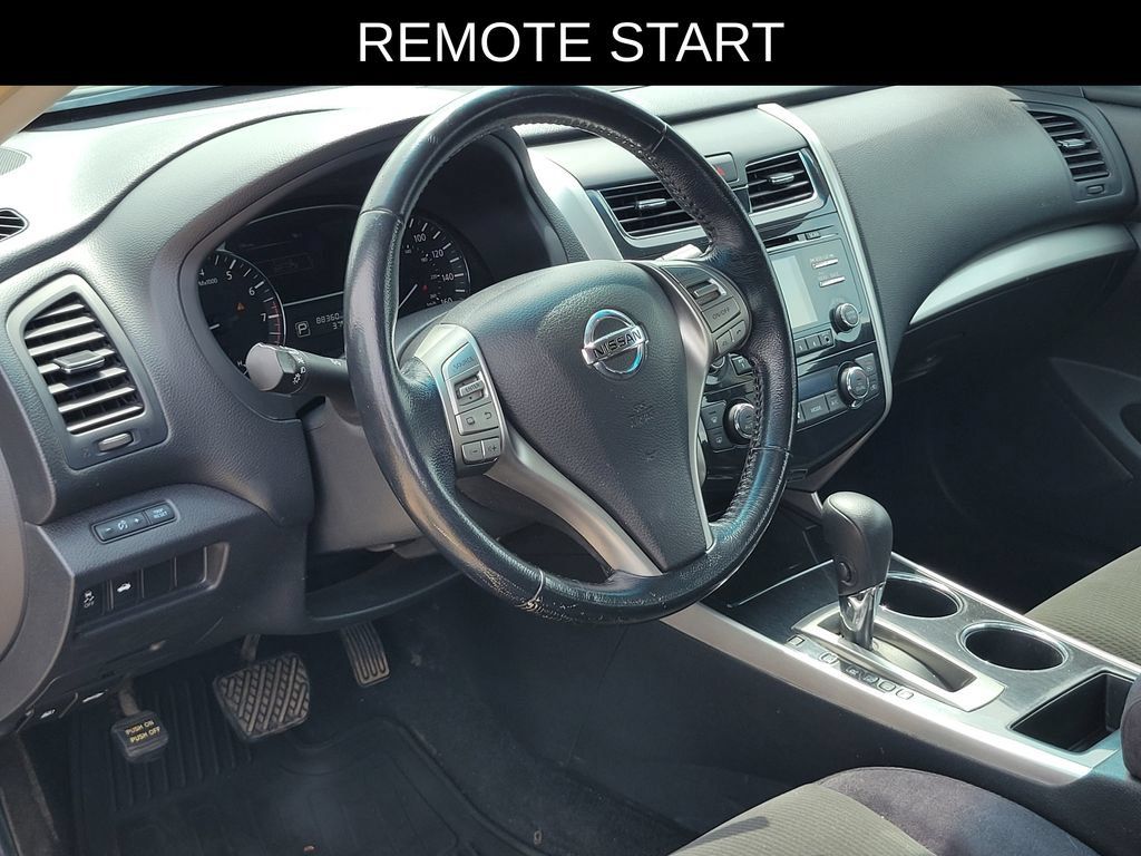 Used 2013 Nissan Altima 2.5 SV FWD image 15