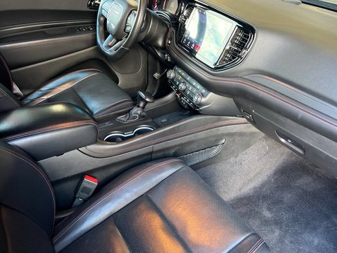 Used 2021 Dodge Durango R/T w/ Technology Group AWD/4WD image 17