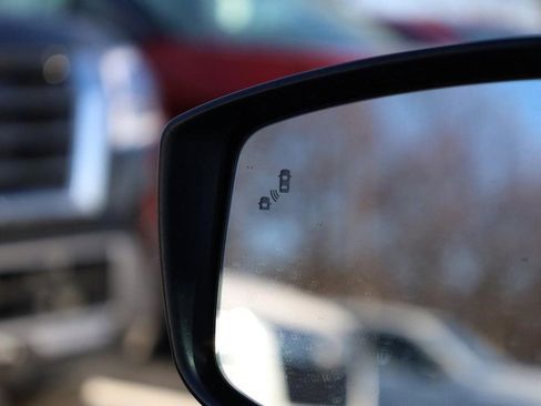 New 2025 Nissan Versa SV w/ Trunk Package image 18