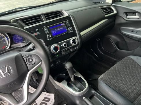 Used 2015 Honda Fit LX image 35