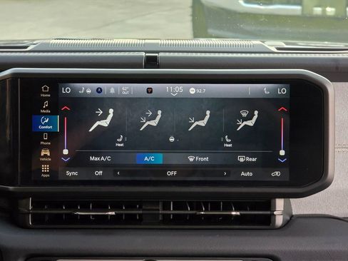 Used 2025 Jeep Wrangler Unlimited Sahara w/ Safety Group image 35