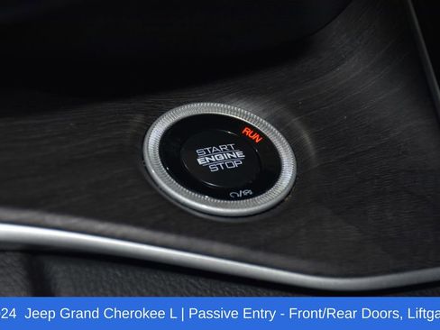 Used 2024 Jeep Grand Cherokee L Limited w/ Luxury Tech Group II image 14