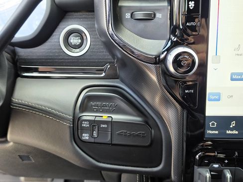 Used 2022 RAM 2500 Limited w/ Night Edition AWD/4WD image 24