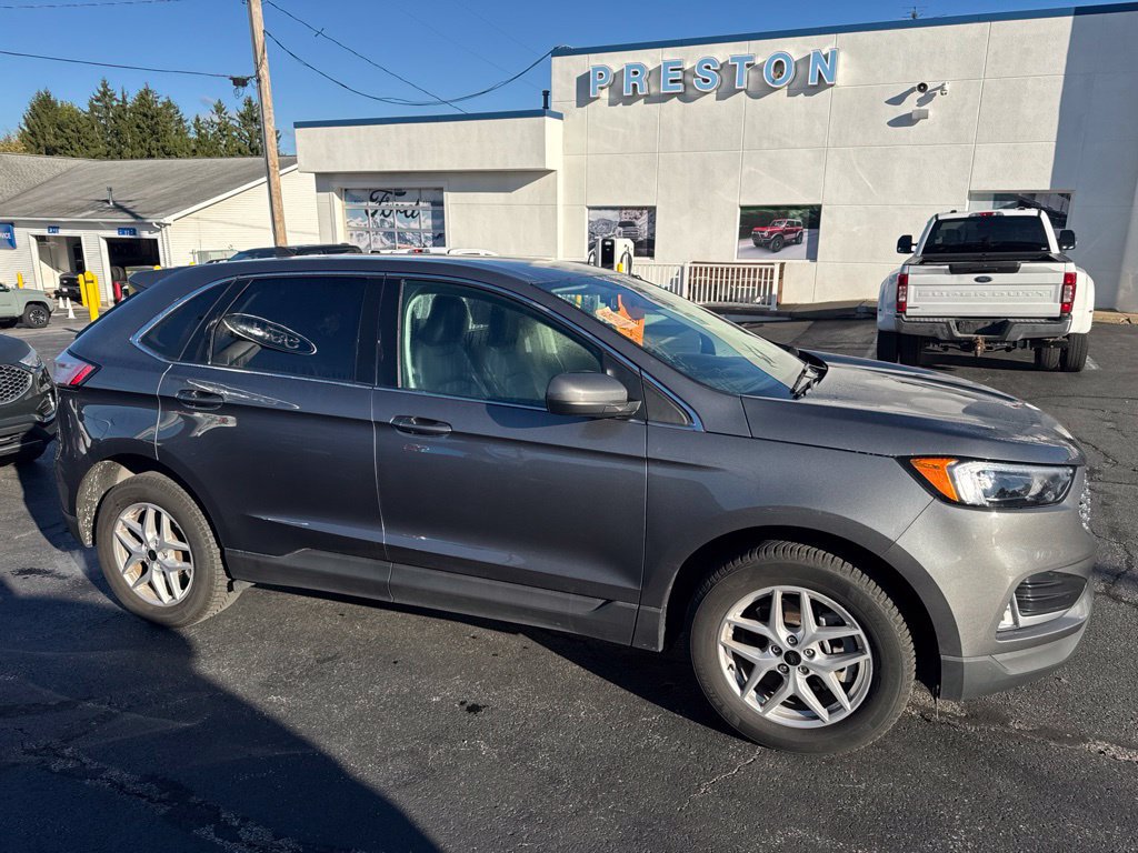 Used 2024 Ford Edge SEL w/ Convenience Package AWD/4WD image 4