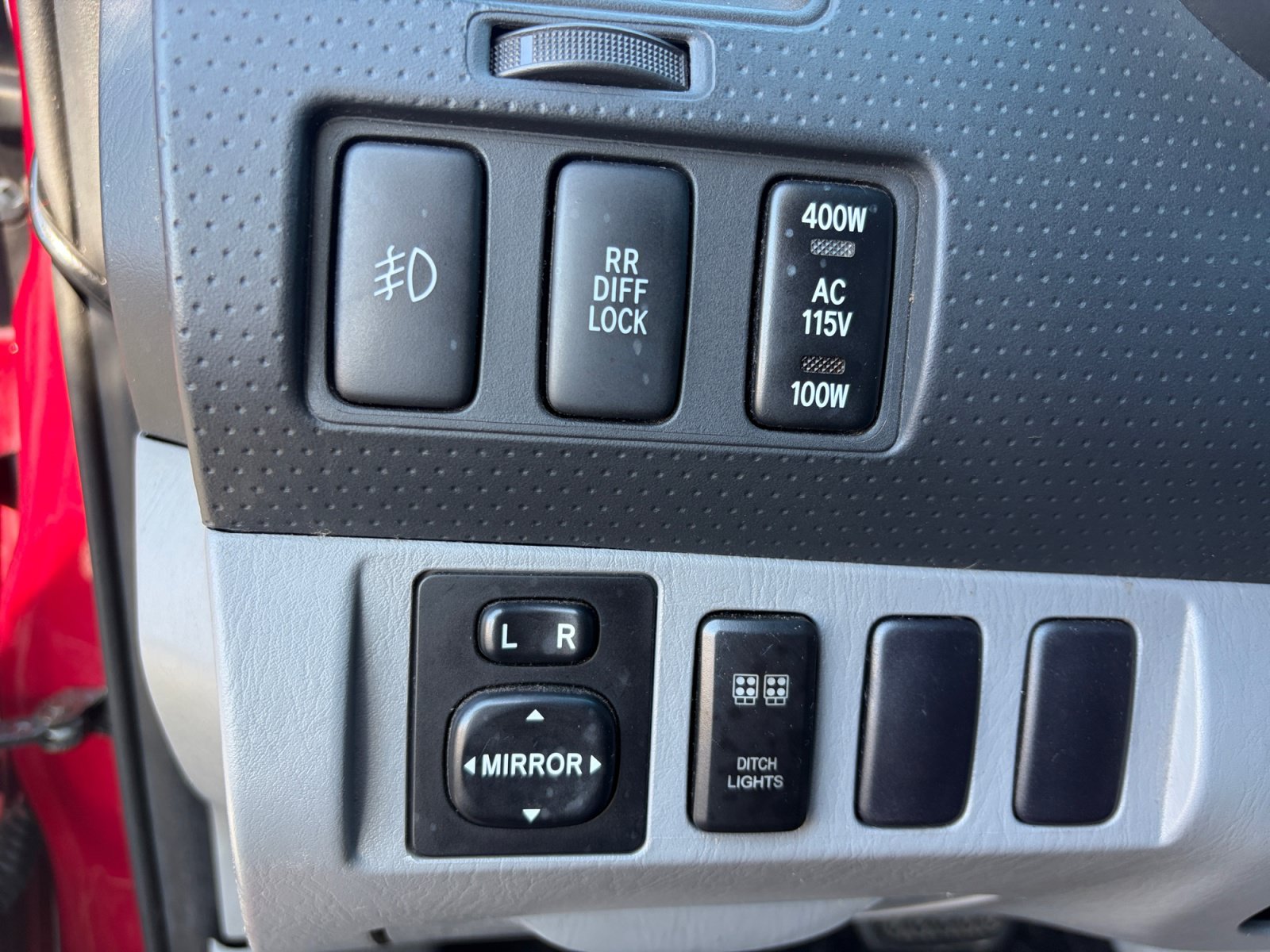 Used 2005 Toyota Tacoma 4x4 Double Cab w/ TRD Off-Road Pkg #2 image 17