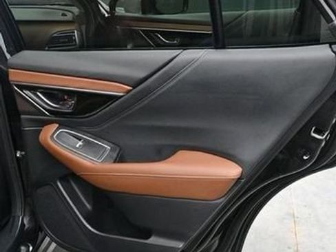 Used 2021 Subaru Outback Touring image 11