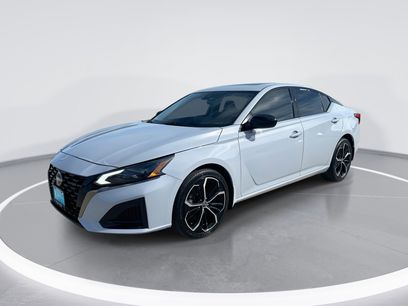 Used 2023 Nissan Altima 2.5 SR w/ SR Premium Package