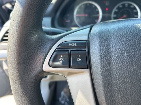 Used 2011 Honda Accord LX image 7