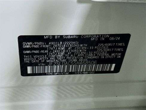 Certified 2025 Subaru Forester Base image 34