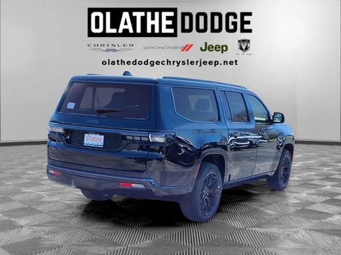 New 2026 Jeep Grand Wagoneer L Limited AWD/4WD image 29