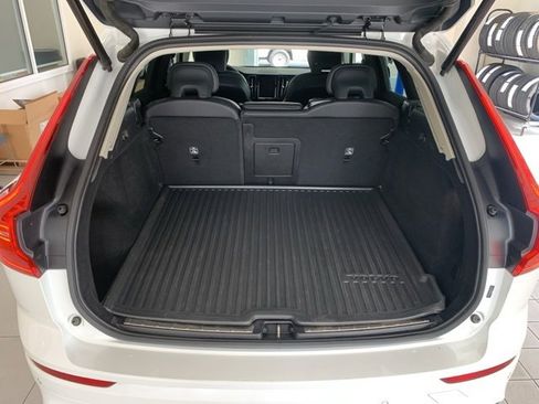 Certified 2024 Volvo XC60 B5 Plus w/ Climate Package image 7