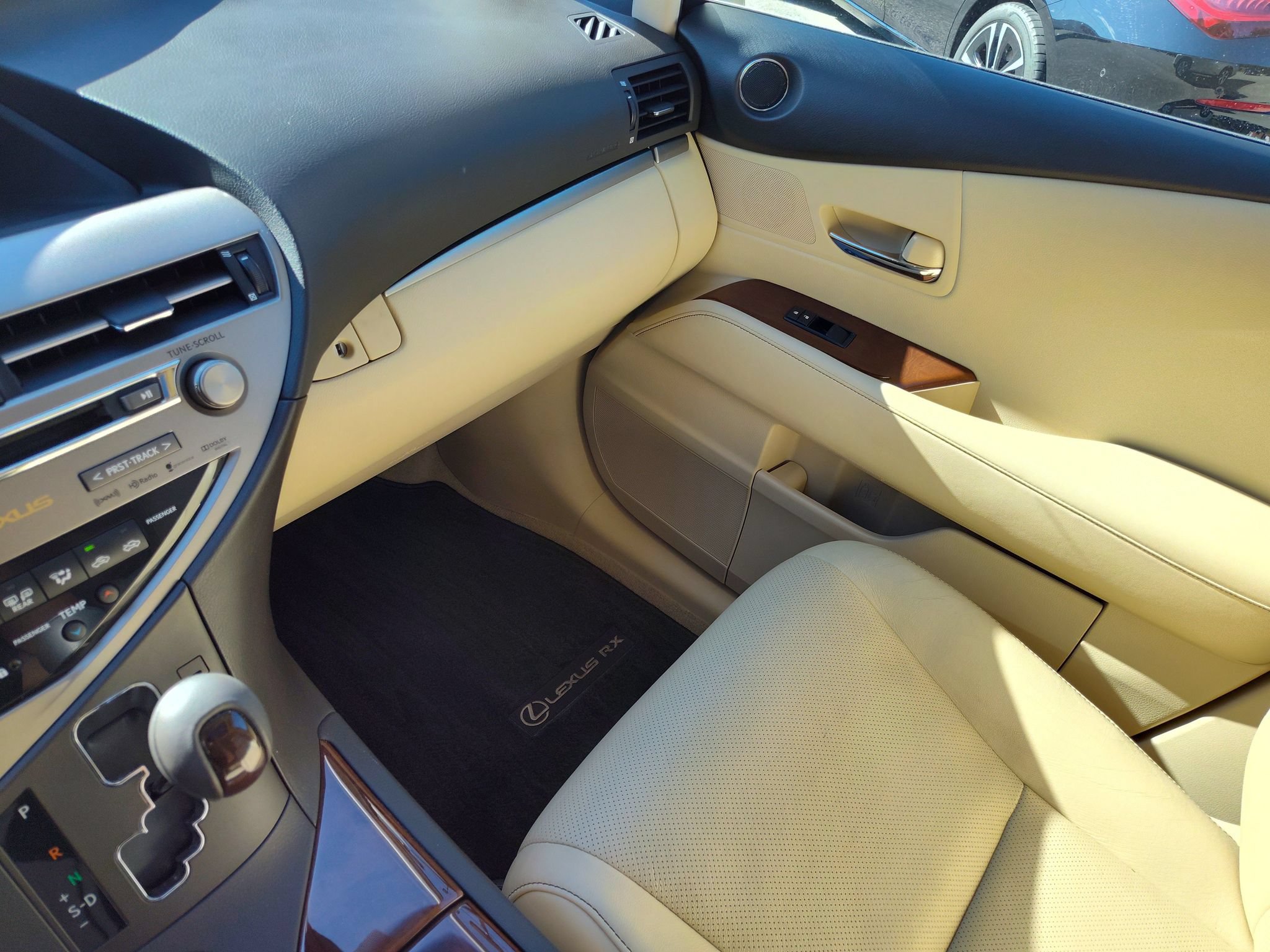 Used 2013 Lexus RX 350 AWD w/ Navigation Pkg image 34