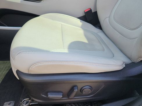 Used 2024 Hyundai Tucson Limited AWD/4WD image 24