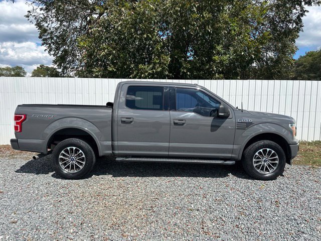 Used 2018 Ford F150 XLT w/ Equipment Group 302A Luxury AWD/4WD image 6