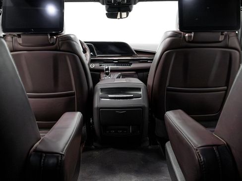 Used 2022 Cadillac Escalade Sport Platinum image 24