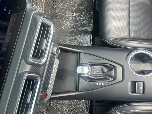 Used 2025 Ford Mustang Premium RWD image 27
