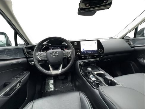 Used 2025 Lexus NX 250 FWD w/ Premium Package image 35