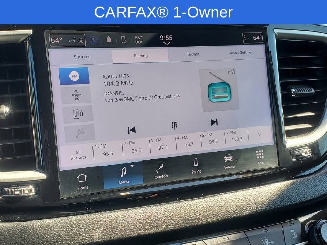 Used 2024 Chrysler Pacifica Touring-L FWD image 20