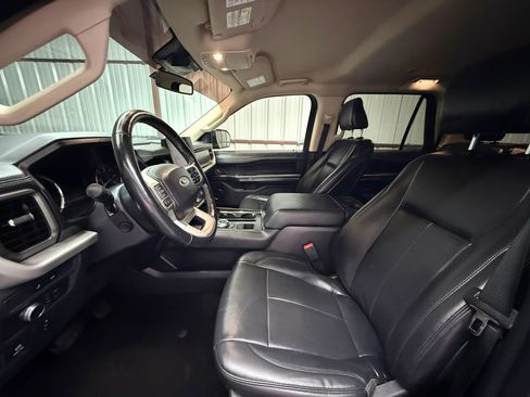 Used 2022 Ford Expedition XLT RWD image 8