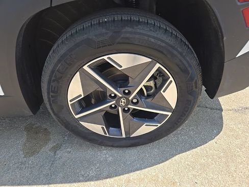 Used 2025 Hyundai Tucson SEL FWD image 21