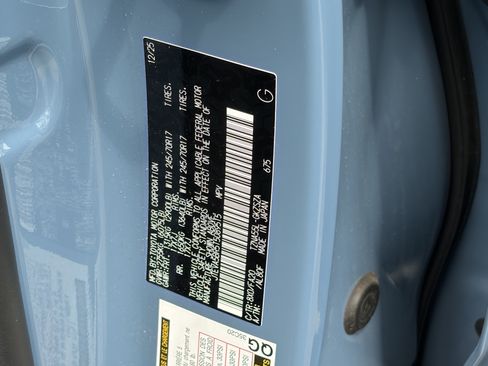 Certified 2026 Toyota 4Runner SR5 AWD/4WD image 9