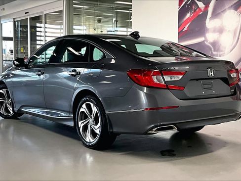 Used 2018 Honda Accord EX-L image 4